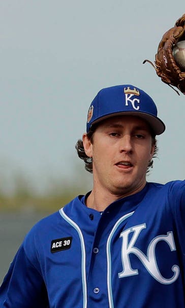 Coming off new procedure, Maness fighting to earn spot with Royals